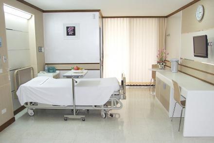 Patient's Room - Standard - Yanhee Hospital