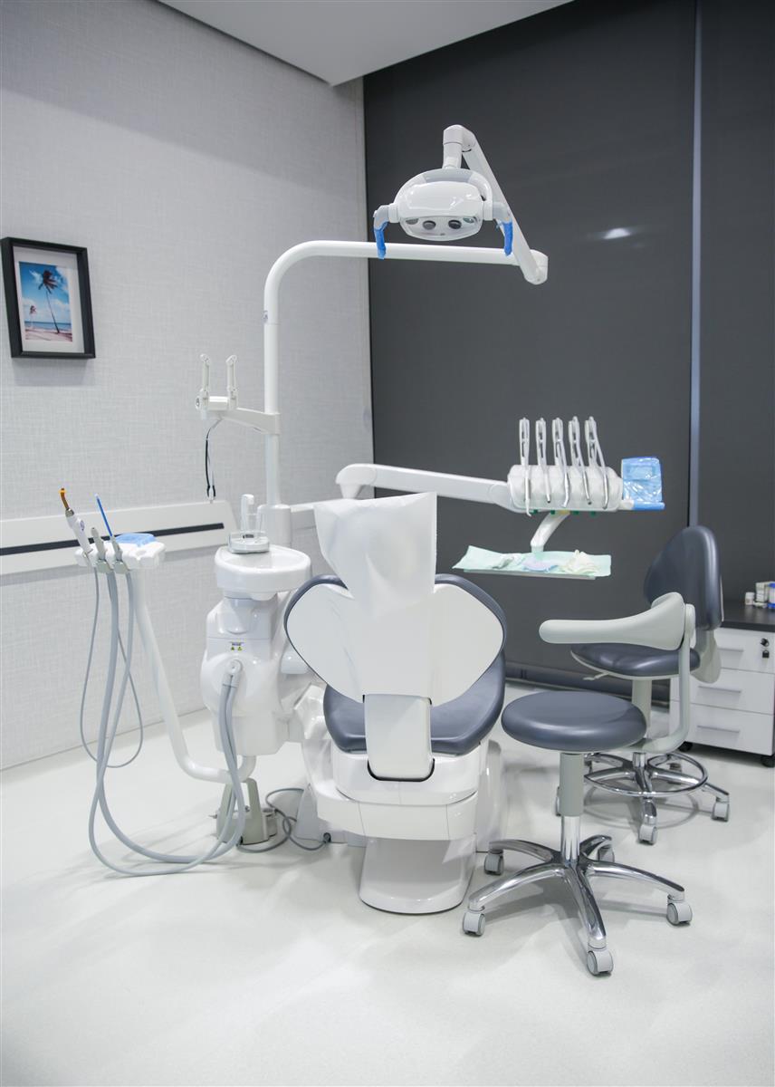 Dental Examining Chair - Turkeyana Clinic