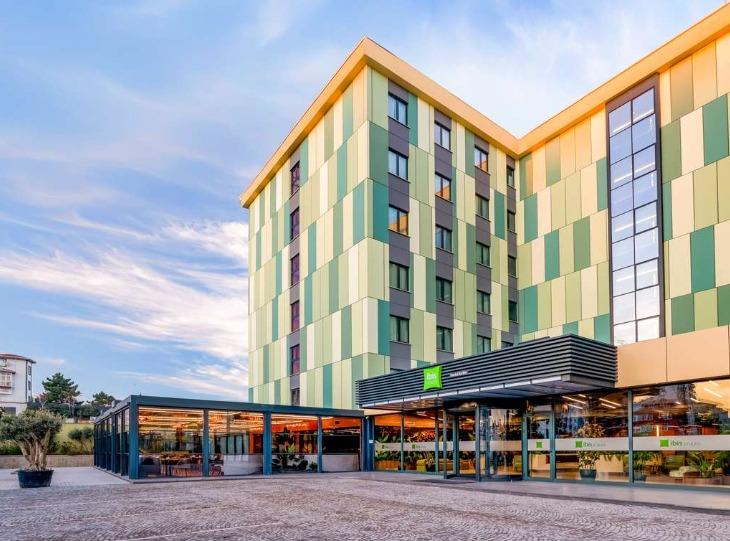 Outside of Hotel - Vitalia24 Health