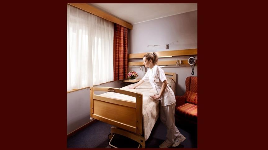 Patient Room - International Heart Surgery Center Greece