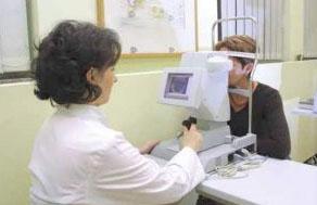 Examination with IOL MASTER device - LENS-MED