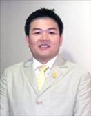 Dr. Apichat Jariyavilas